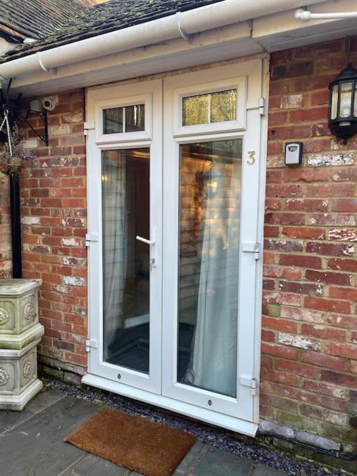 Flat 3 Meadow View Cozy Getaway Apartamento Hurst Exterior foto
